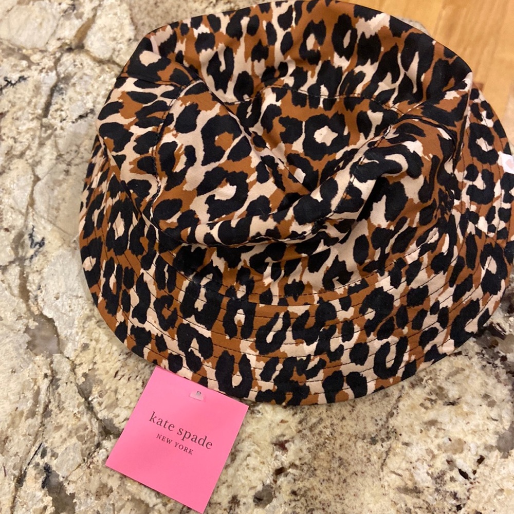 NWT KATE SPADE BUCKET HAT